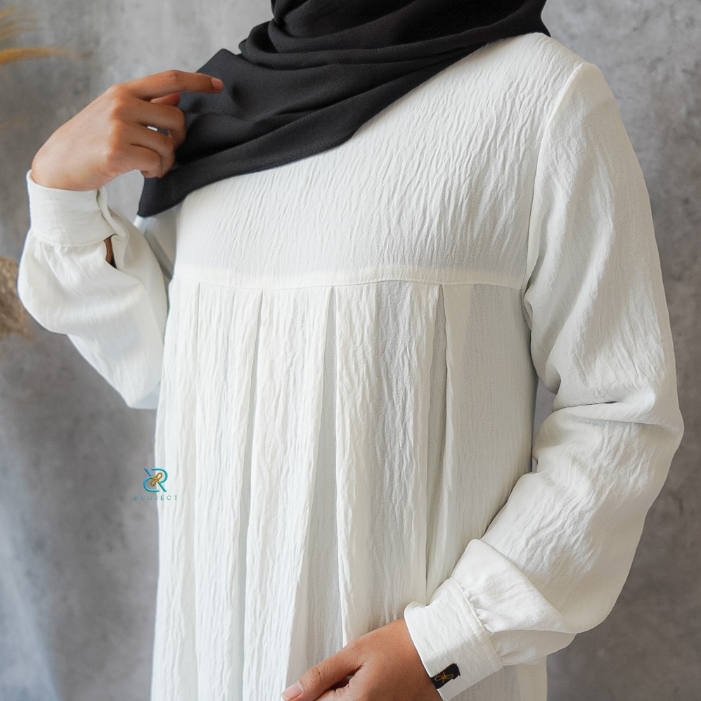 DRESS TIMELEES BAHAN CRINKLE AIRFLOW GAMIS POLOS PUTIH