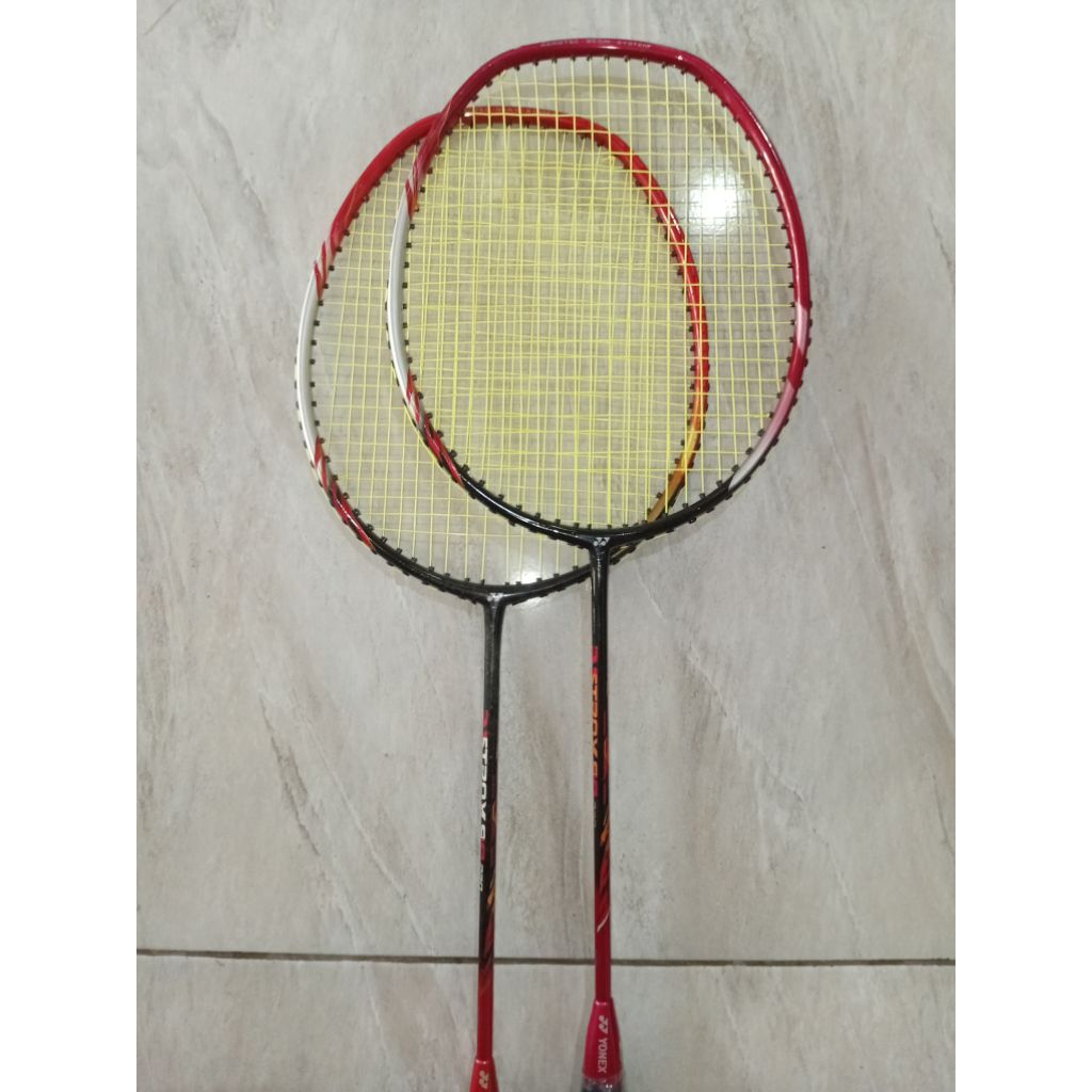 Raket Yonex Astrox 99 Pro second pemula