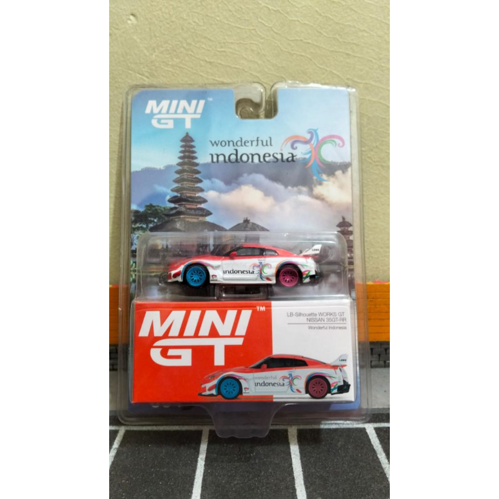 mini GT R35 blister