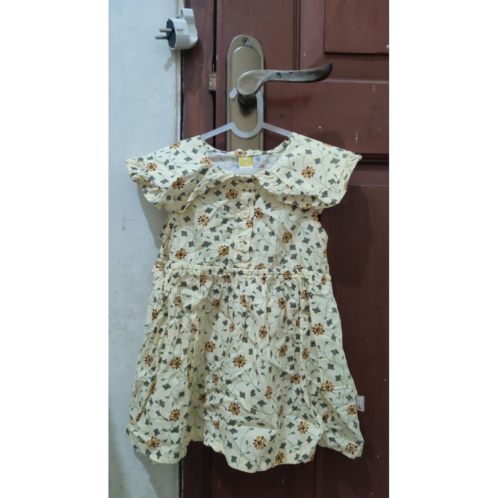 agabang petit main moimoln dress anak