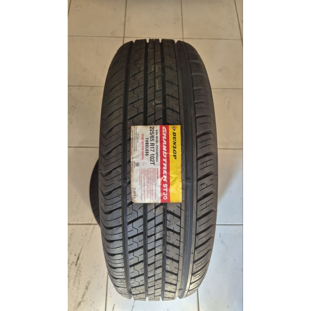 Ban Dunlop Grantrek ST20 225/65 R17 CRV
