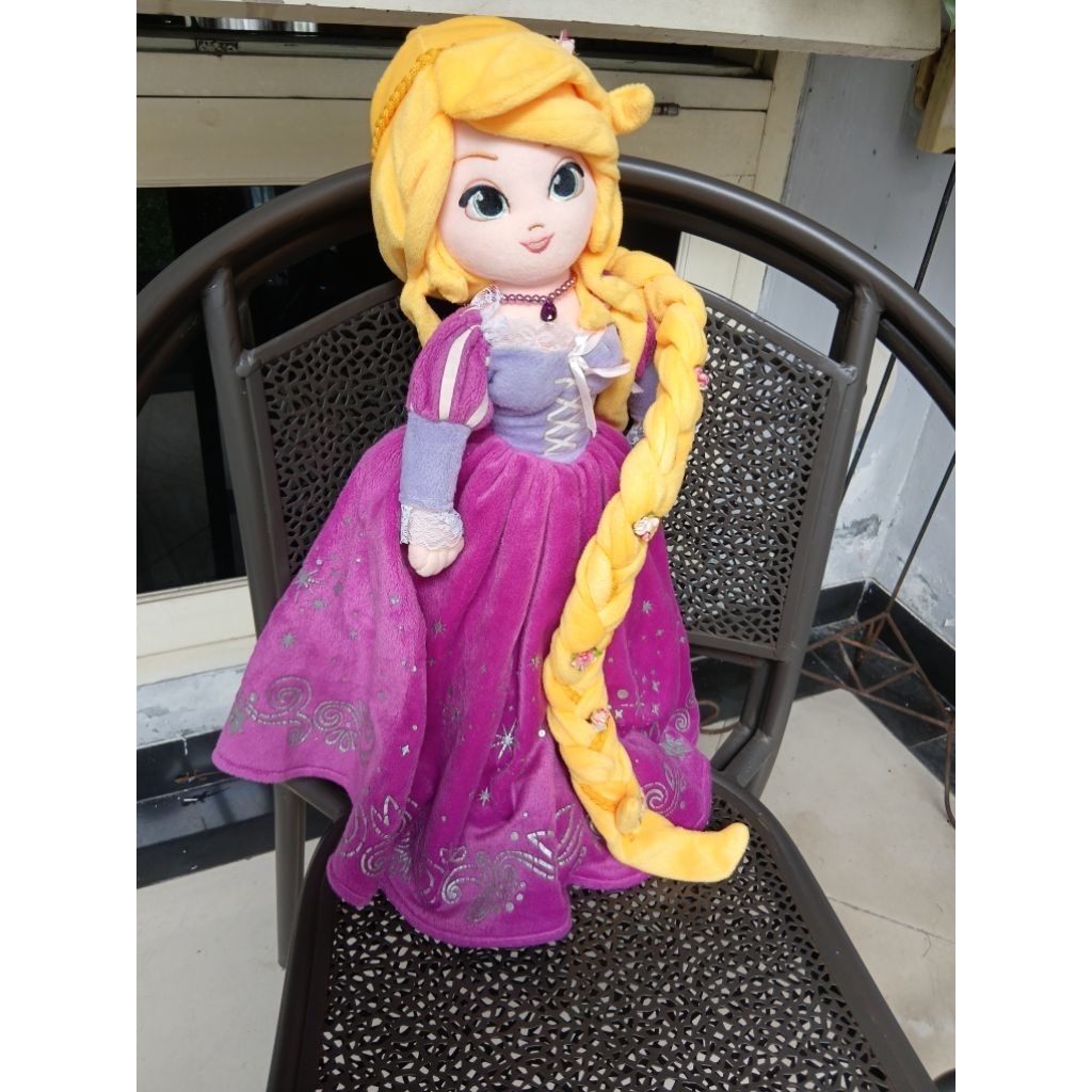 Boneka Rapunzel Preloved