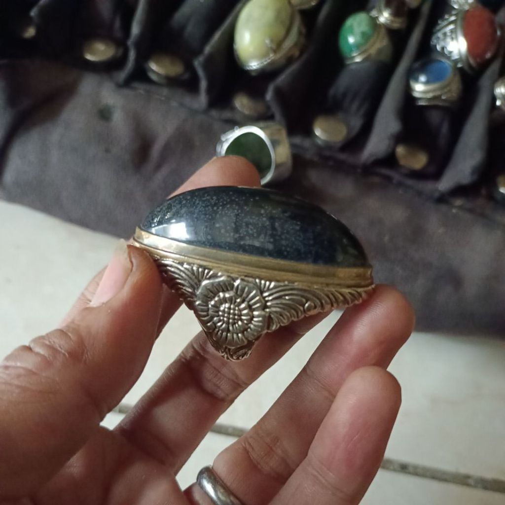 batu akik kecubung tanduk motif totol