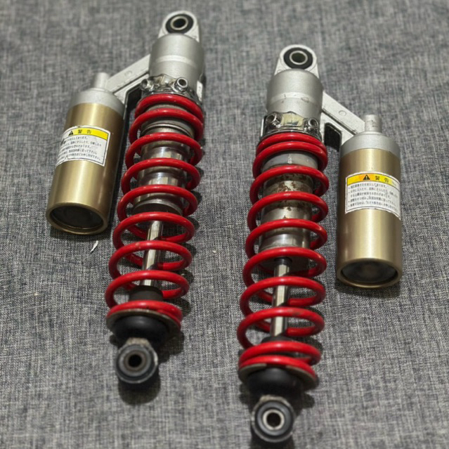 shockbreaker shock belakang KYB GSX non klik 32,5 sudah rebound sok belakng KYB GSX non klik