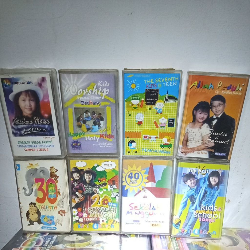 kaset pita lagu rohani anak"dijual satuan,chat judulnya KEPENJUAL,bebas pilih judul 100% ORIGINAL BA