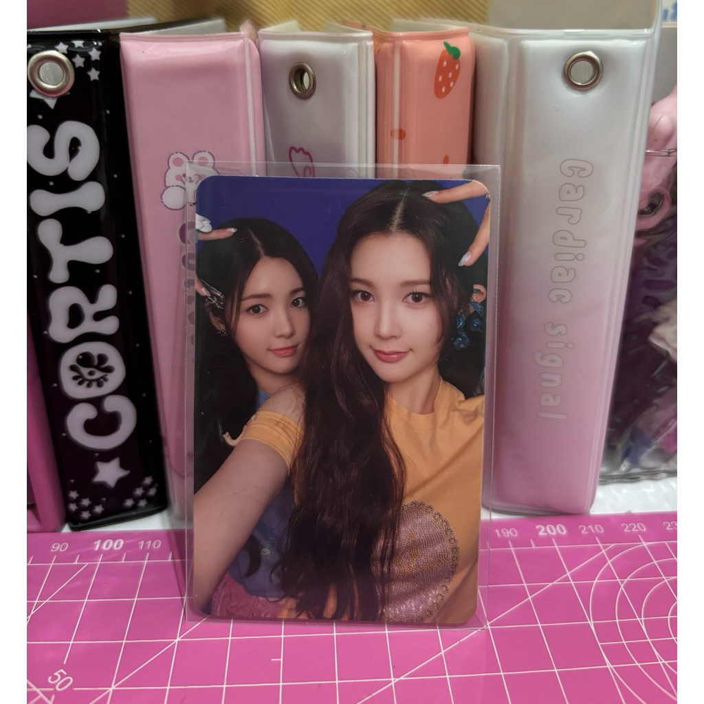 Photocard Pc Official Unit Yuha A-na The Chase (Read Desk)