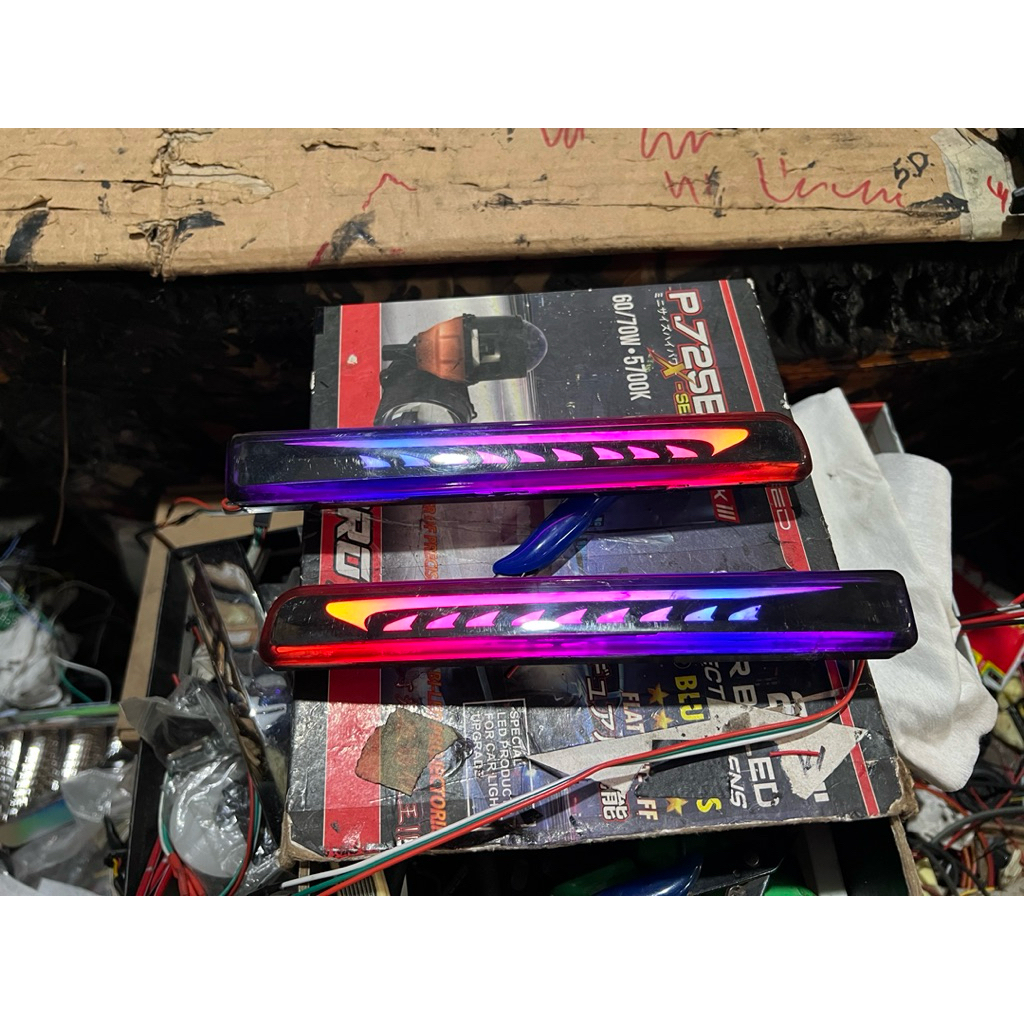 Led Bumper Reflektor Agya Ayla 2019++ Custom RGB Matrix Mika Smoke Running Sein