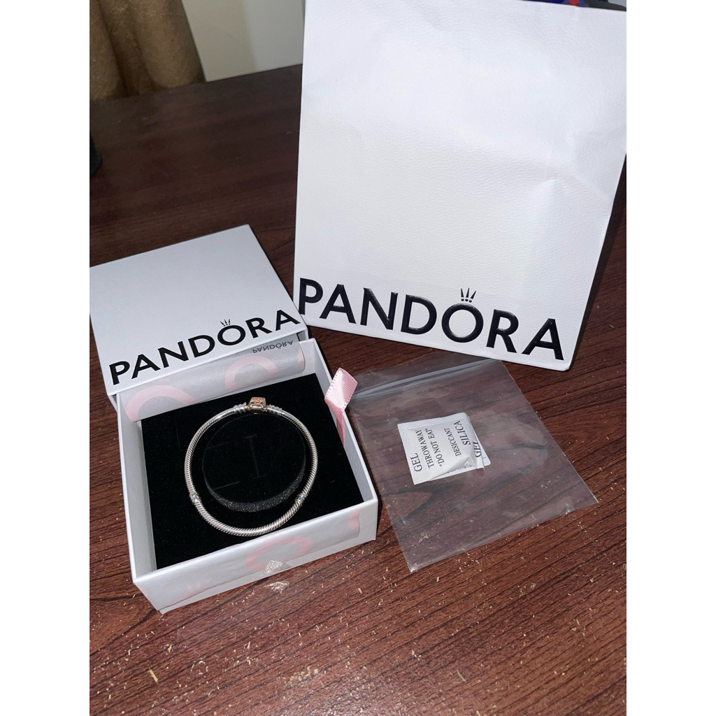 pandora bracelet