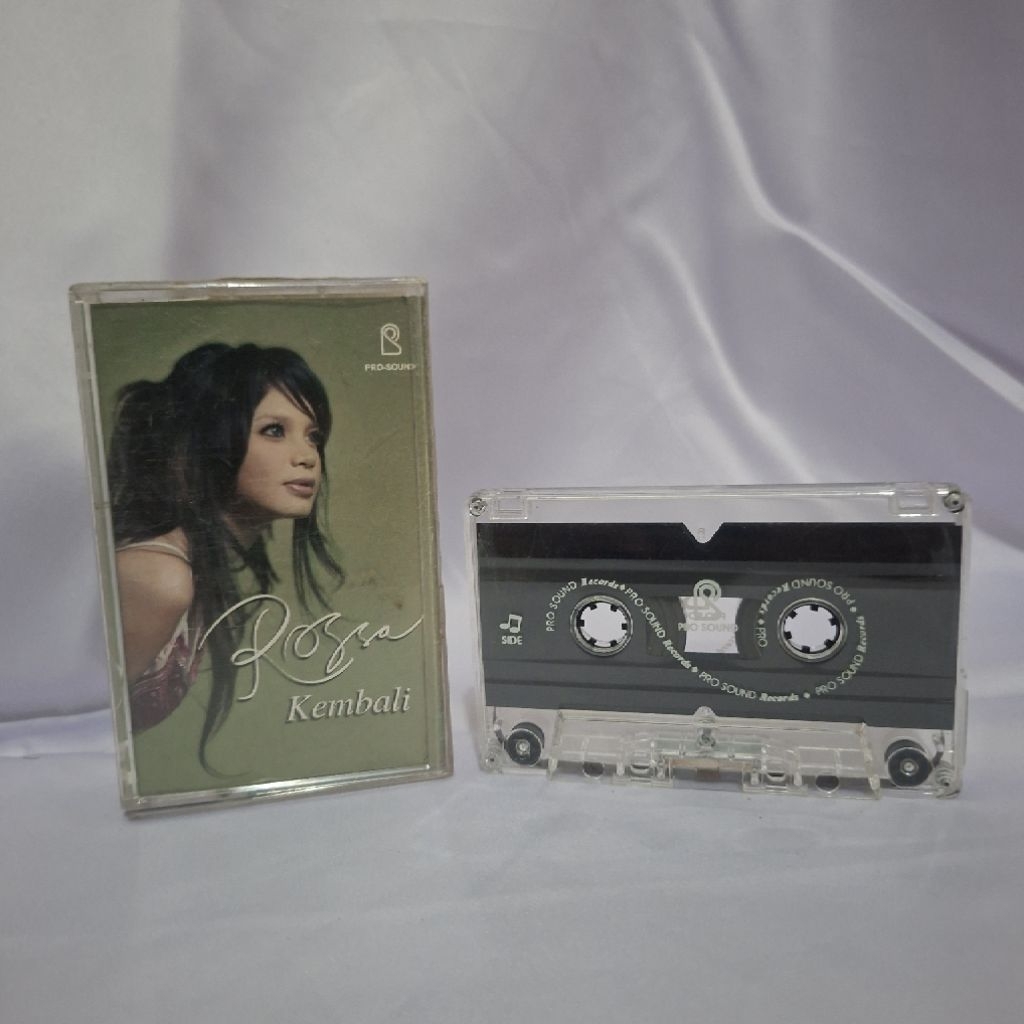Kaset Pita Rossa - Kembali