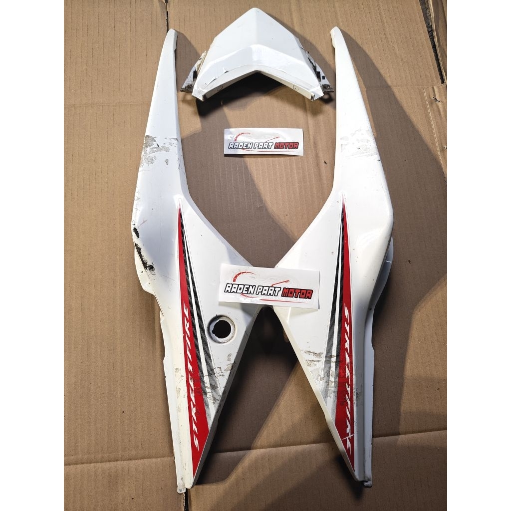 Cover body belakang cb 150r cb150r new led putih