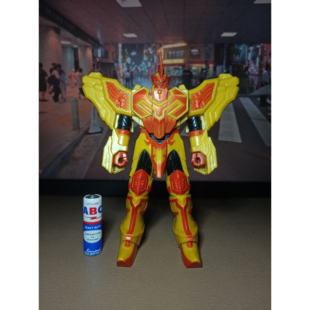 Bandai 2005 Power Rangers Mystic Force Saint Kaiser Unicorn Megazord Figure Gold