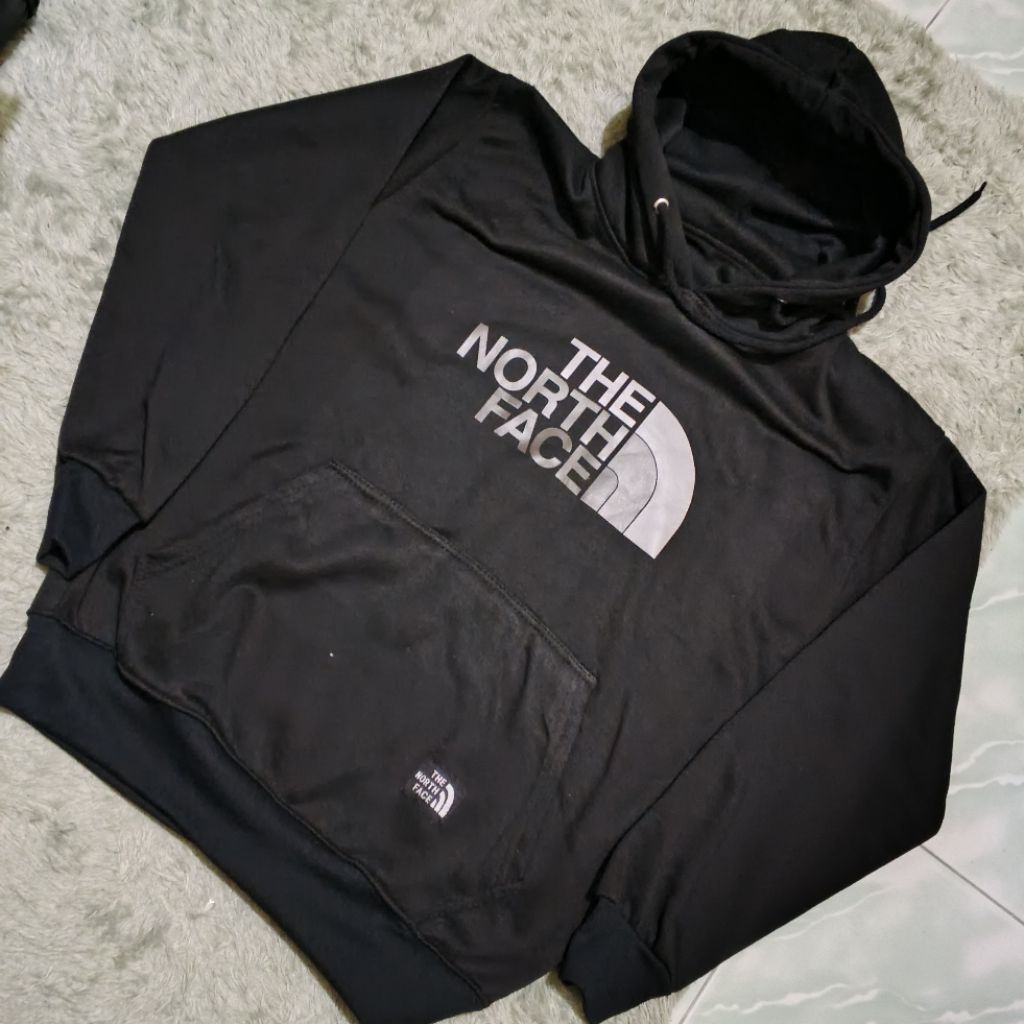 jaket TNF hodie size L bukan ORI LD 115 P 66 cm