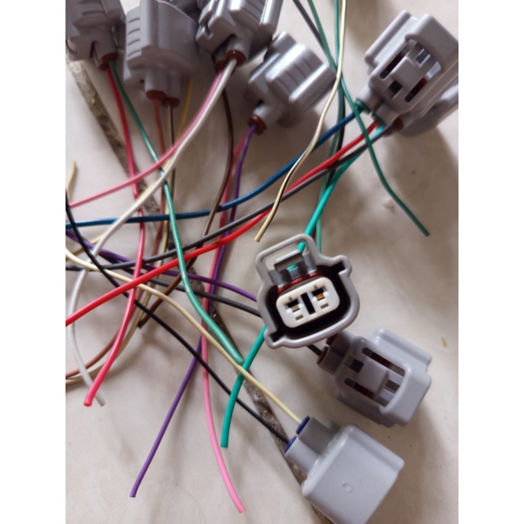 soket connector lampu sein lamp sen pin 2 mobil Daihatsu Xenia Luxio Rocky Terios