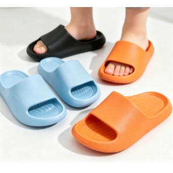 [TERLARIS]27.Sandal Anak Cewek Anti Slip Sendal Cowok Polos Sandal Original Sepatu Impor-Size 30-35