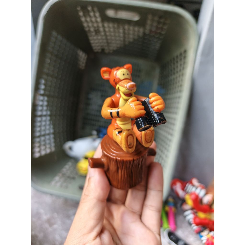 figure tiger winnie the pooh