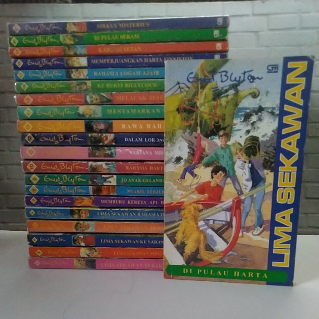 Buku bekas original Enid Blyton, Serial St. Clare, Serial Petualangan, Sapta Siaga, Cerita EnidBlyto