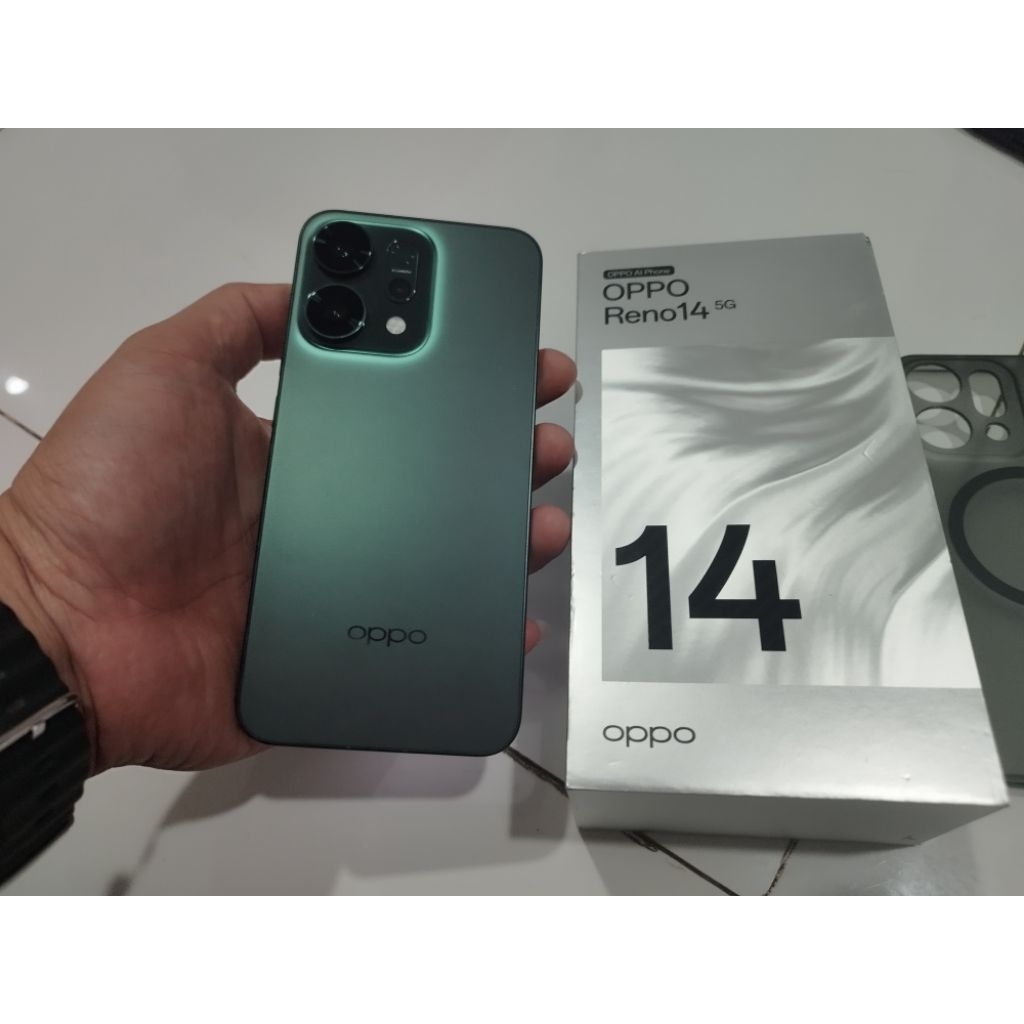 Oppo Reno 14 5G, ram 12/256 second Like New