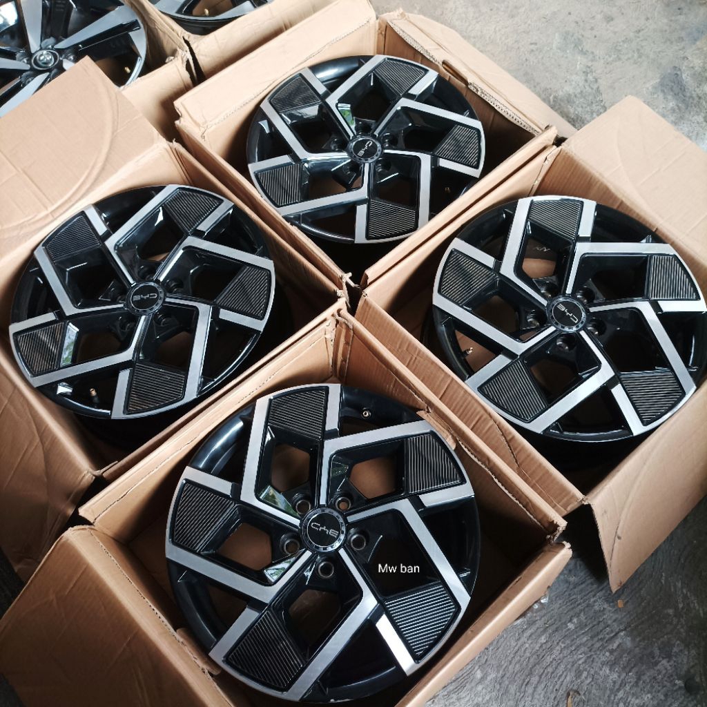 velg BYD R18 pcd 5x114