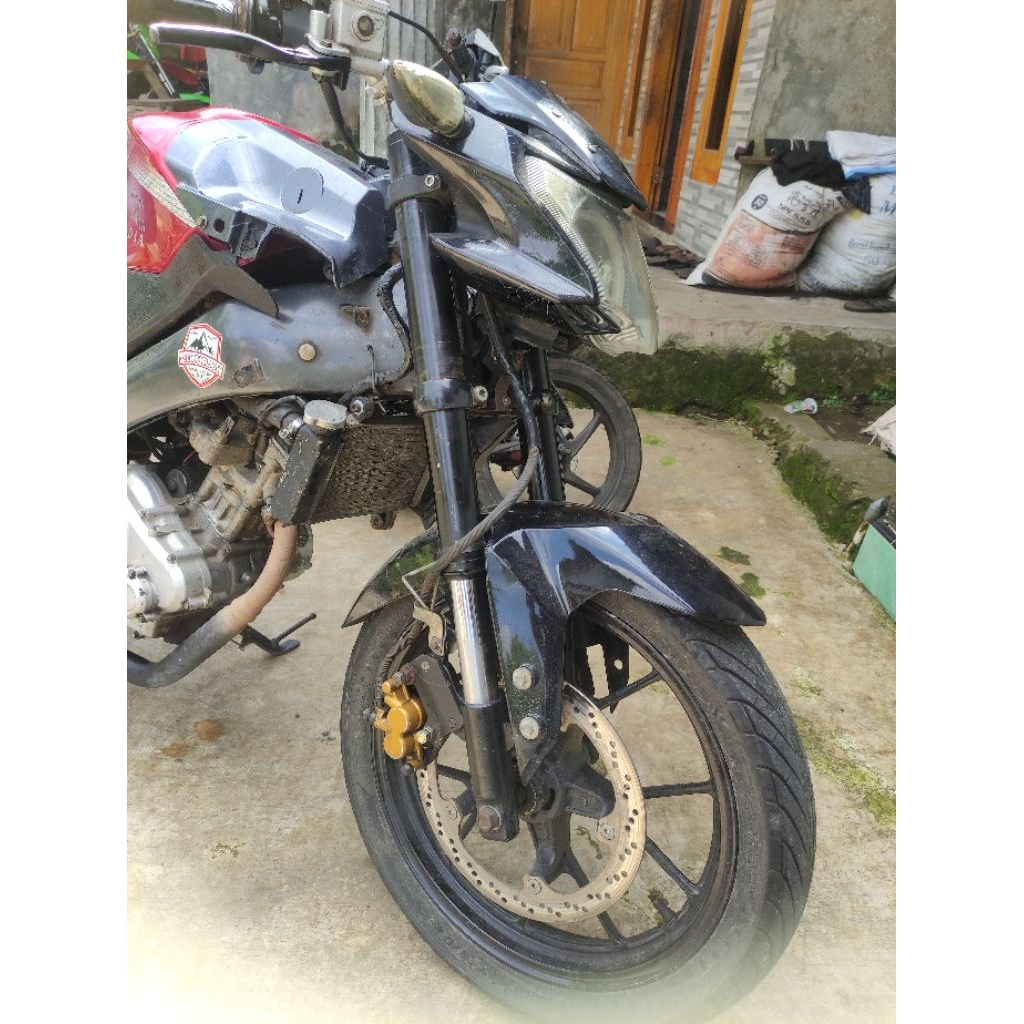 USD xabre/xsr original yamaha Vixion