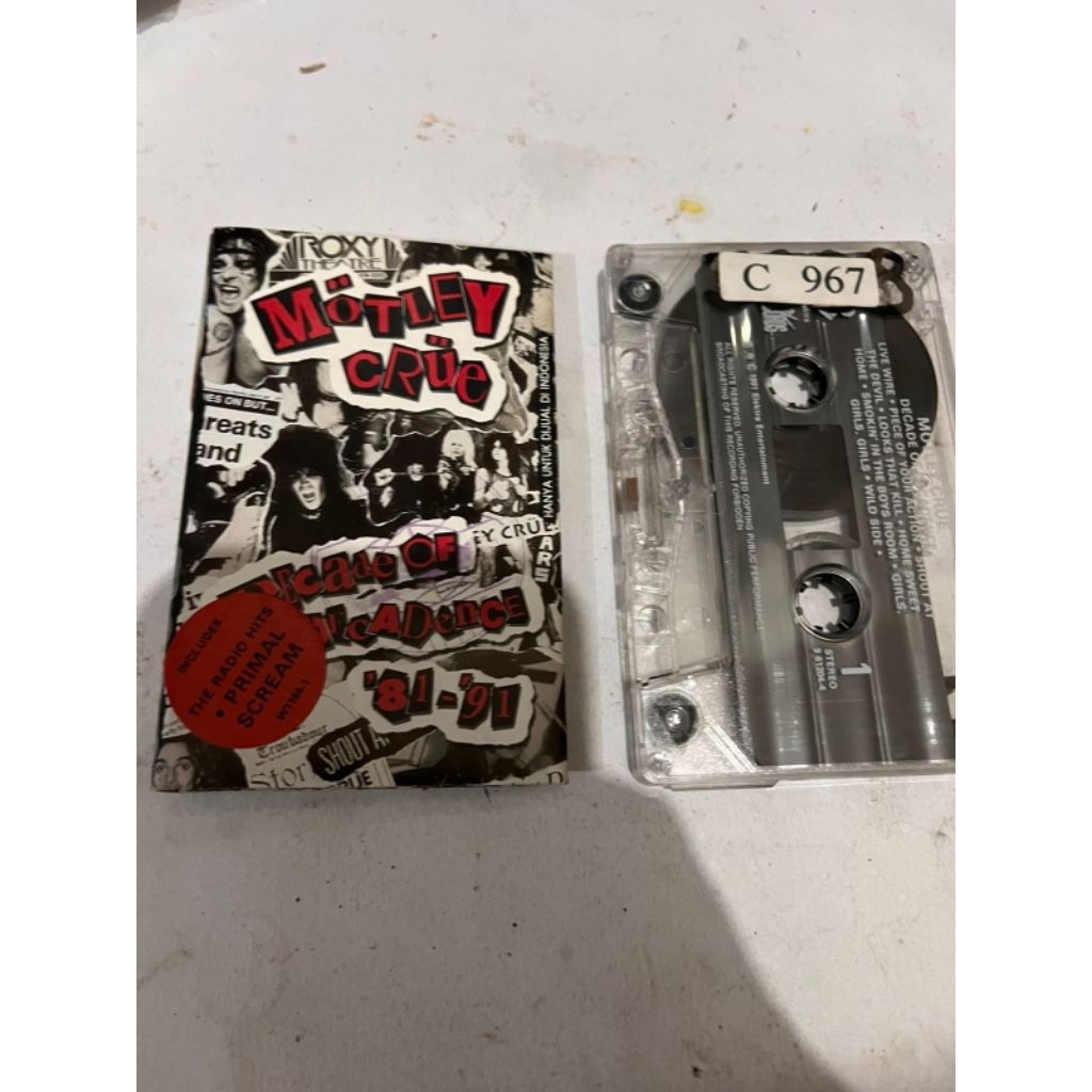 Kaset Pita Motley Crue Album Decade of Decadence