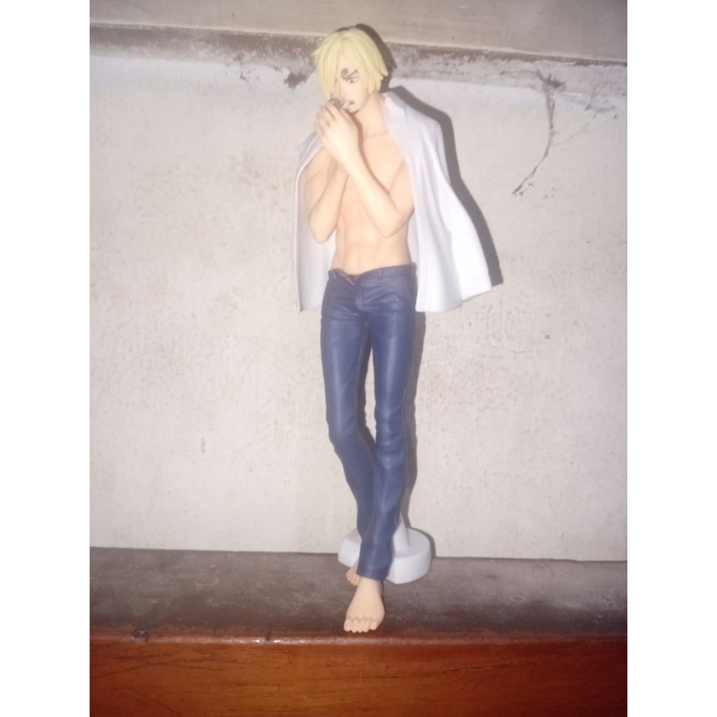 Sanji The Naked and Reiju Girly Girl One Piece ORIGINAL loose no box