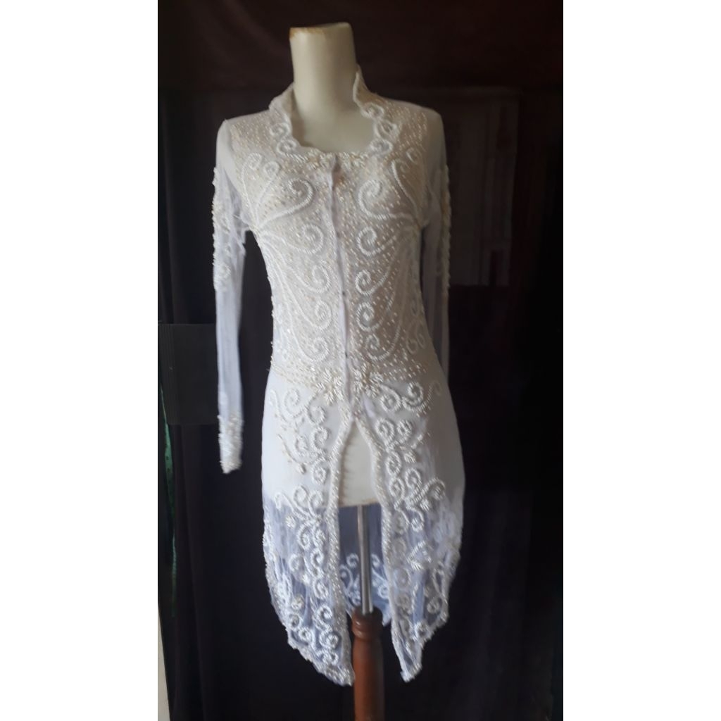 preloved kebaya putih tanpa manset/ kamisol