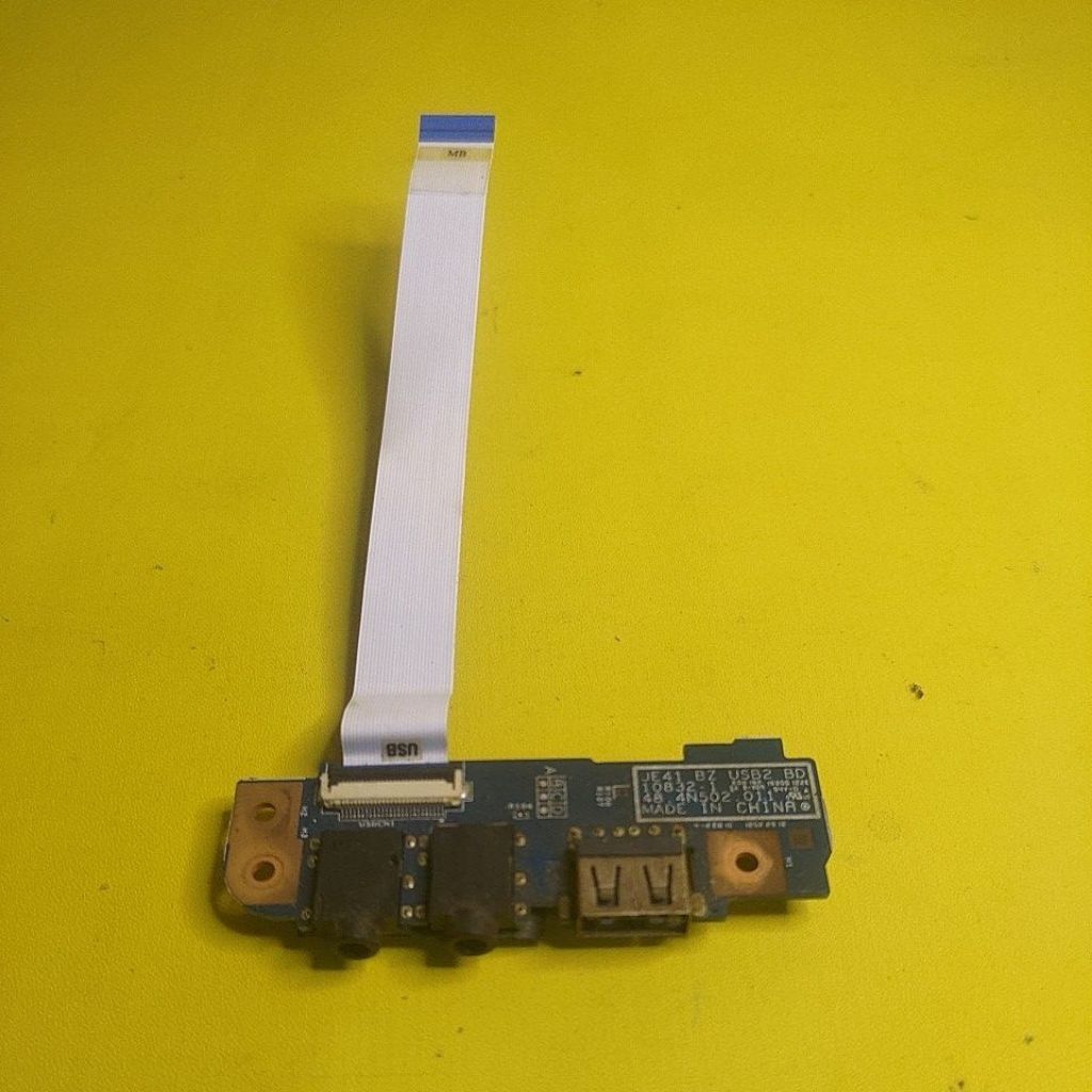 port USB laptop Acer aspire e1-451 e1-451g