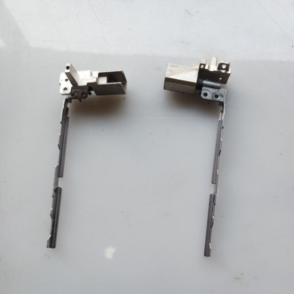Engsel Laptop Lenovo Thinkpad T410