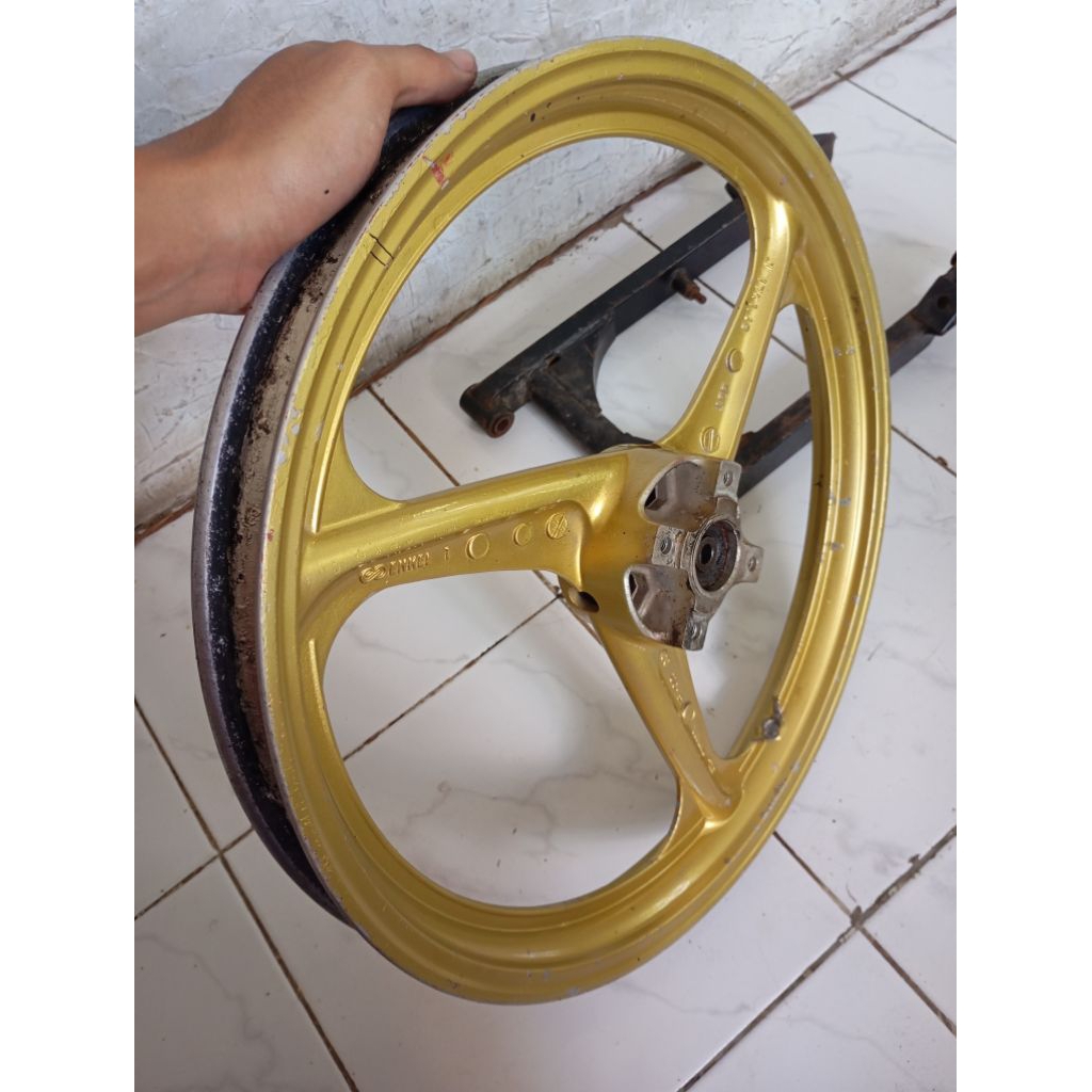 Velg depan enkei 1 palang 3 original fizr fullcluth millenium f1zr fiz r f1z r