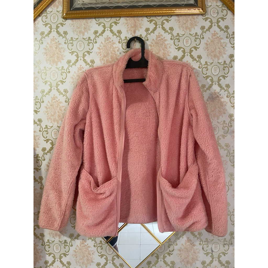 [PRELOVED] Sweater Bulu
