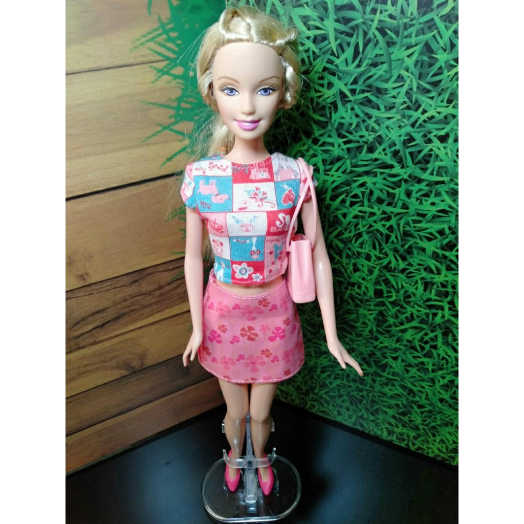 boneka BARBIE ORIGINAL ASLI. DAPAT BONEKA, BAJU, SEPATU, TAS