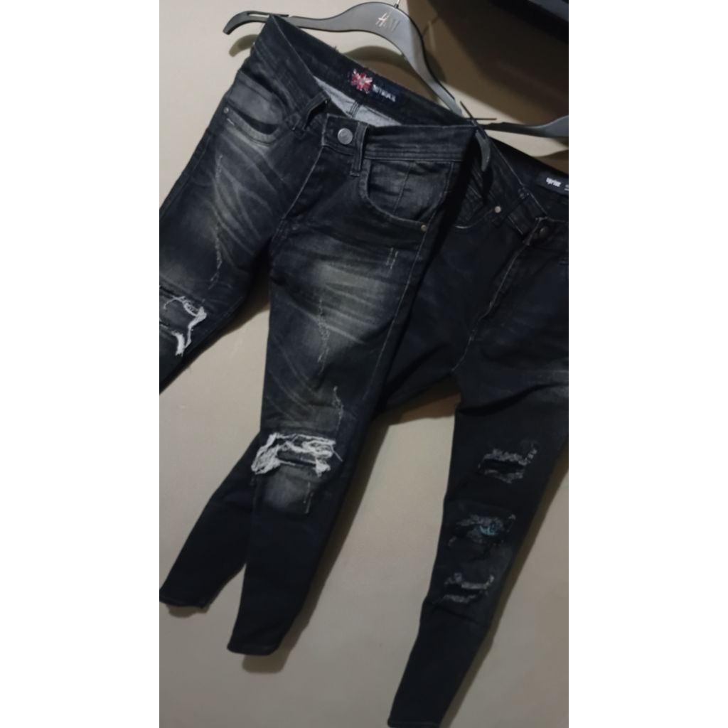 Uprise jeans size 28