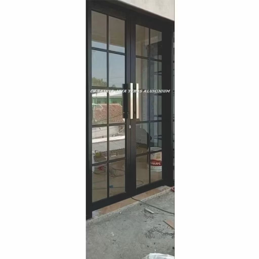 kusen pintu aluminium kupu kupu  tinggi 200 X lebar 128 cm daun pintu 60×60