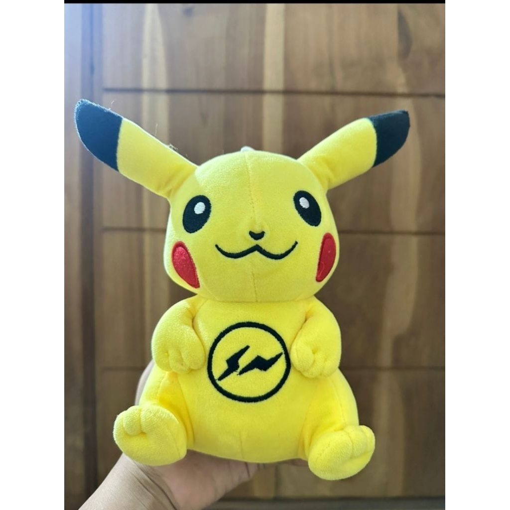 Boneka Plush Pokemon Pikachu Listrik Ori Pokcen