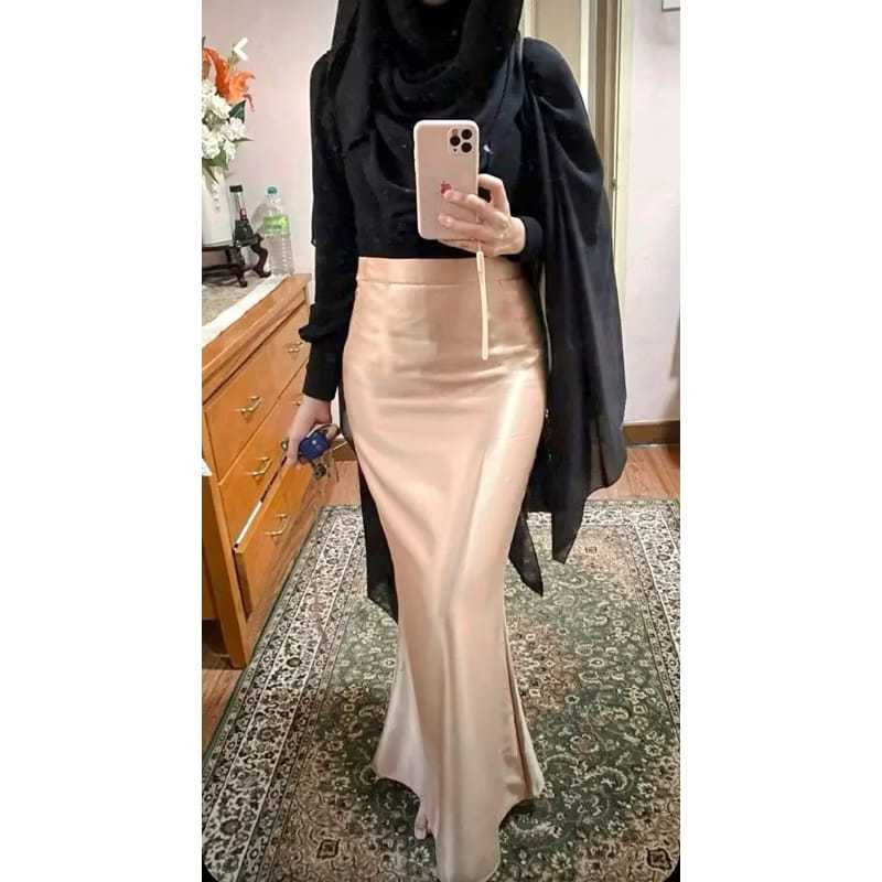 Rok model duyung / skirt rok satin premium / bawahan seksi slim fit / rok duyung span / fashion kore