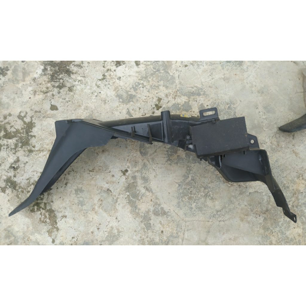 spakbor belakang Suzuki Shogun r110 Shogun 110