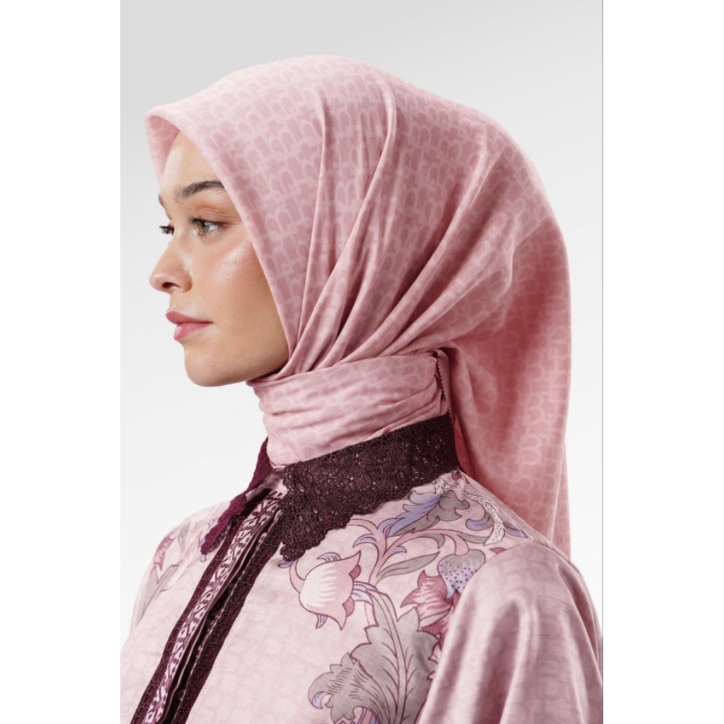 BENANG JARUM - Signature monogram scarf