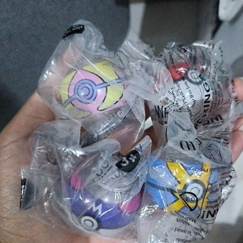 Bola pokemon spinger spiner (choki choki) Dapat 4