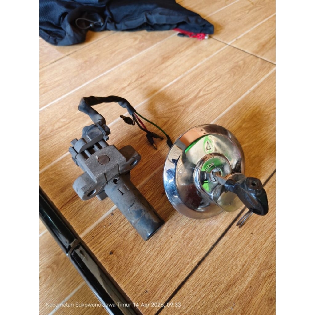 kunci Set Tutup Tangki Tiger Revo Original