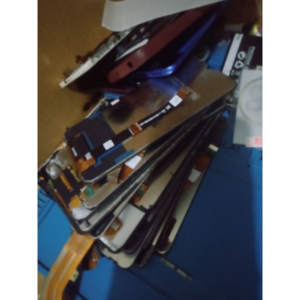 lcd hp bekas mati bahan + kamera bekas + mesin hp mati bahan lebur