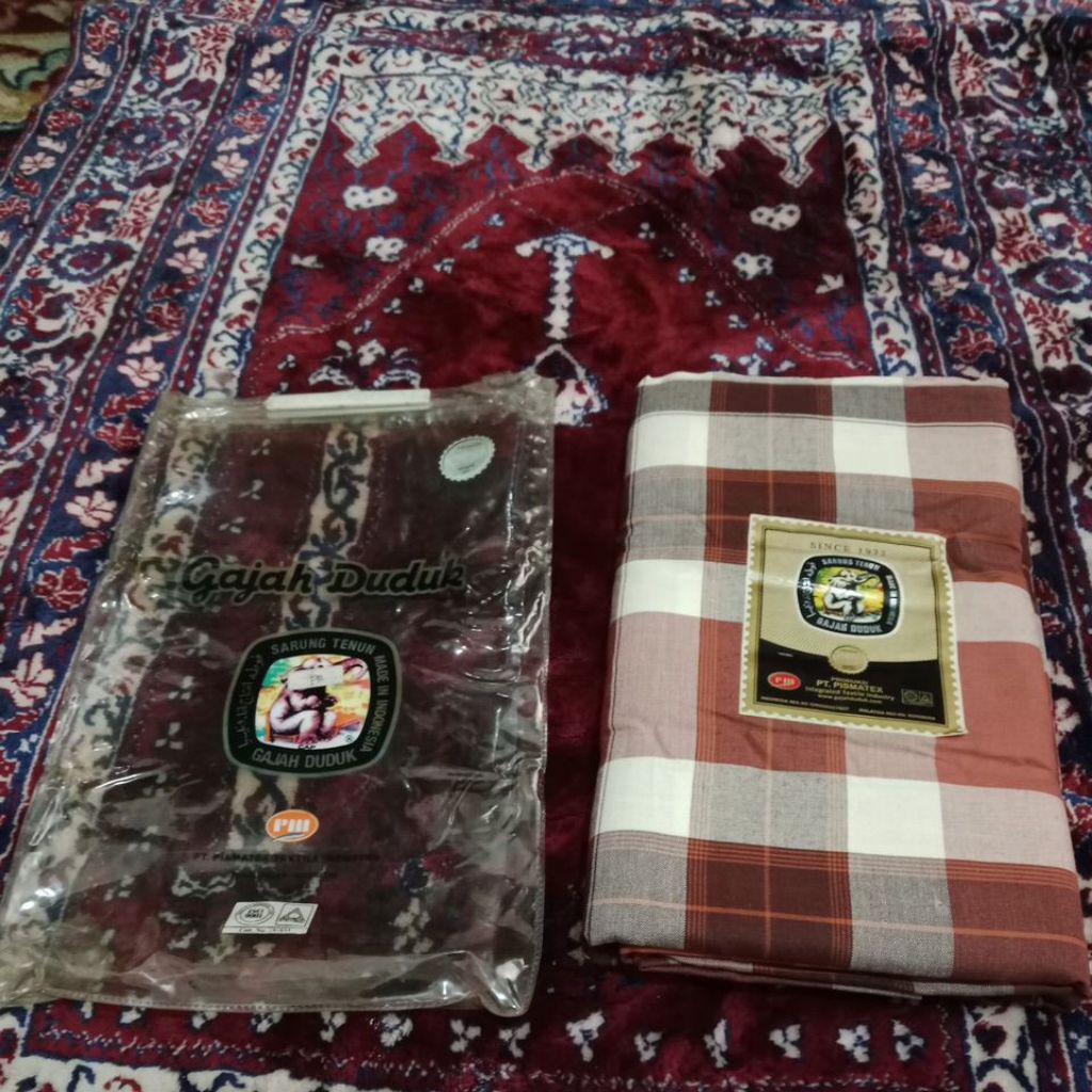 sarung jadul gajah duduk (baru)