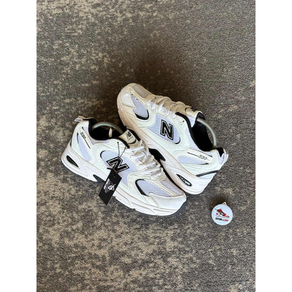 New Balance 530 White Black