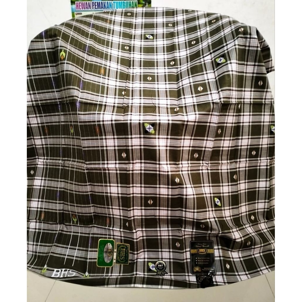 SARUNG BHS SKT GOLD SUTRA SPUNSILK 210 HITAM LIMITED EDITION