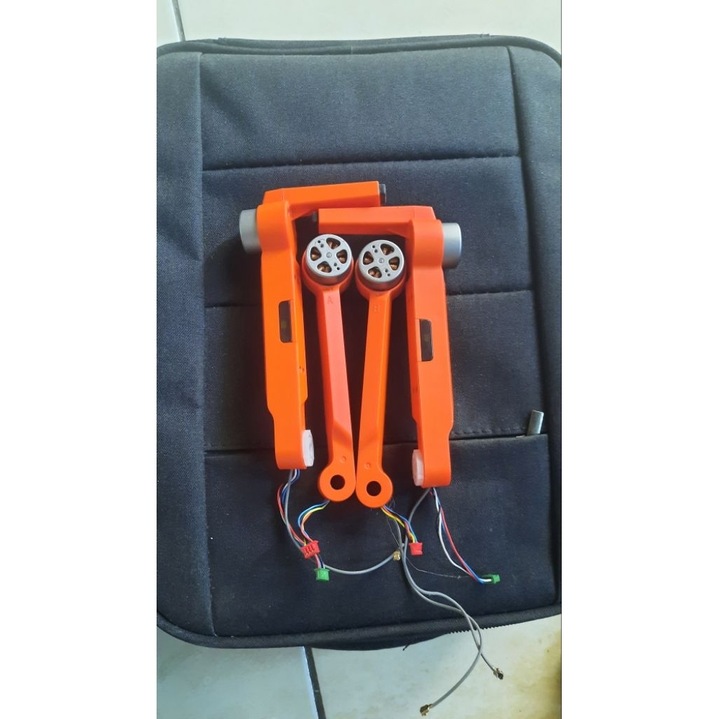 drone cleAIR, lengan dan motor copotan harga satuan.