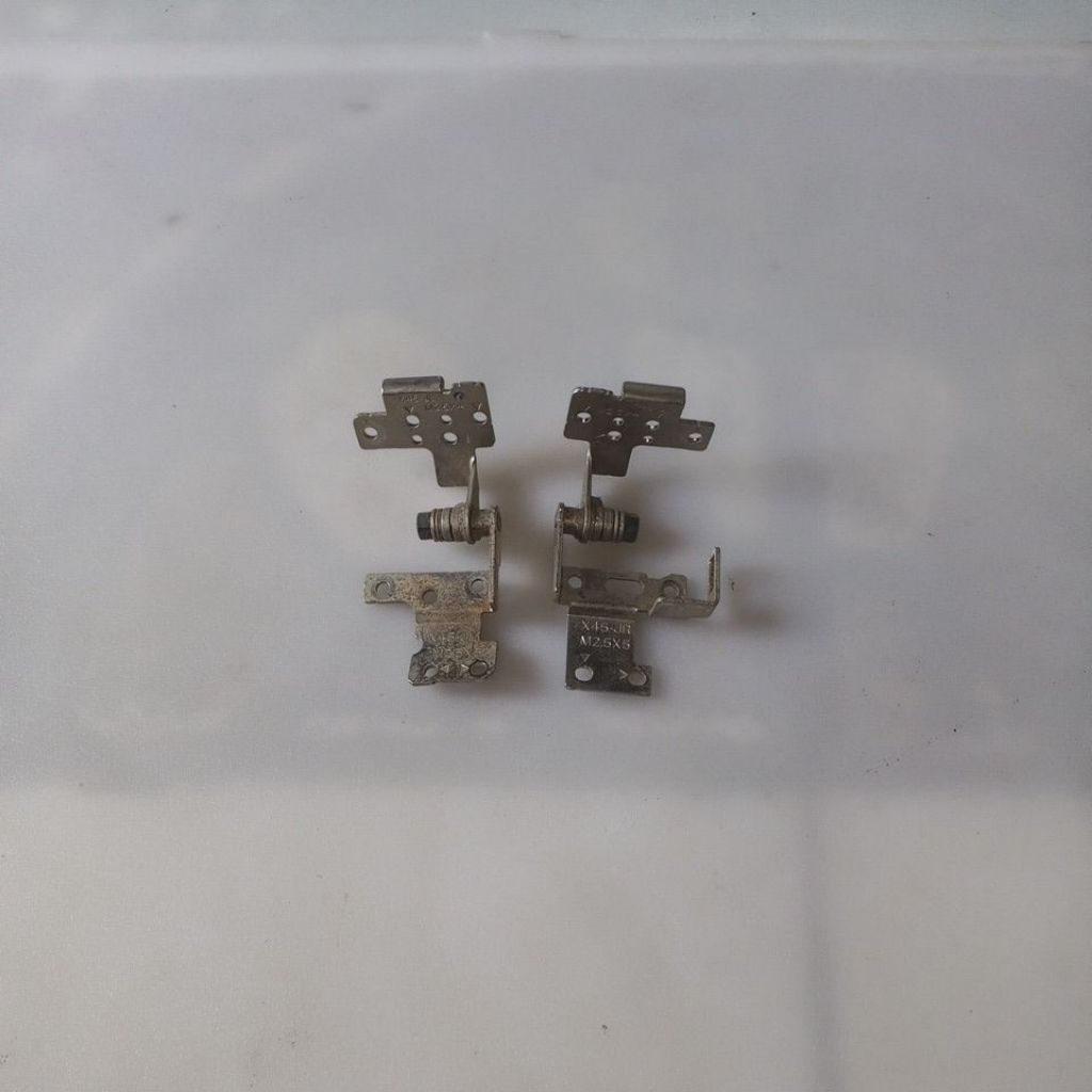 Engsel laptop Asus X45U