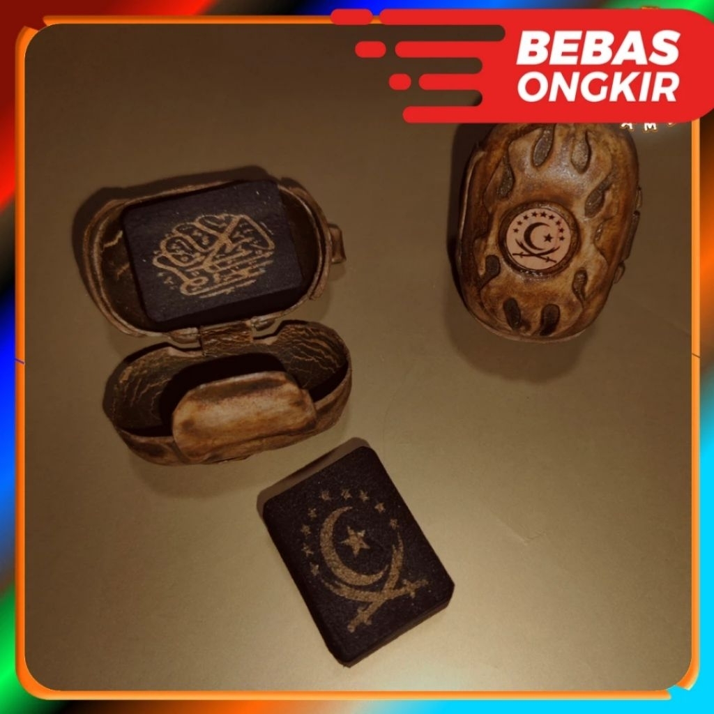 (COD) ALQURAN istanbul tinta emas kertas hitam model pingul  wadah bandul antik