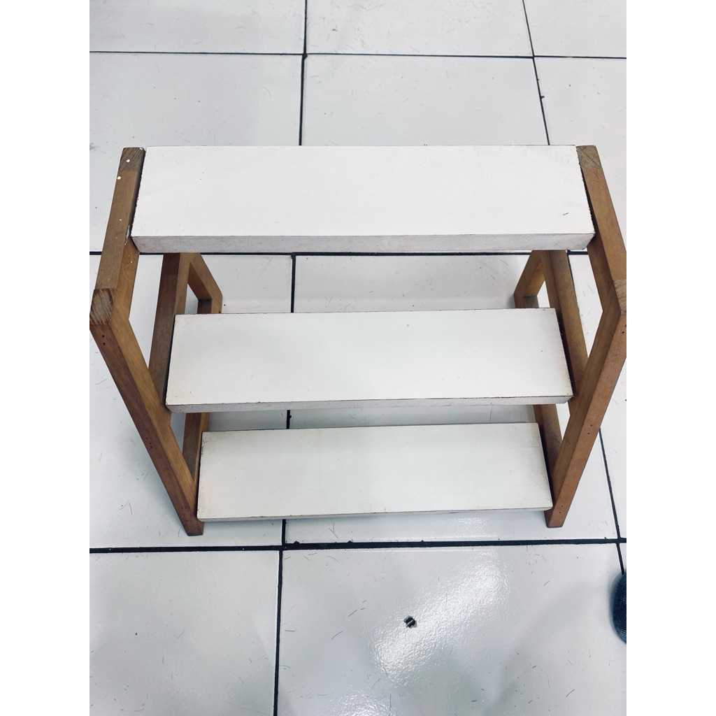 rak display rak dapur bekas