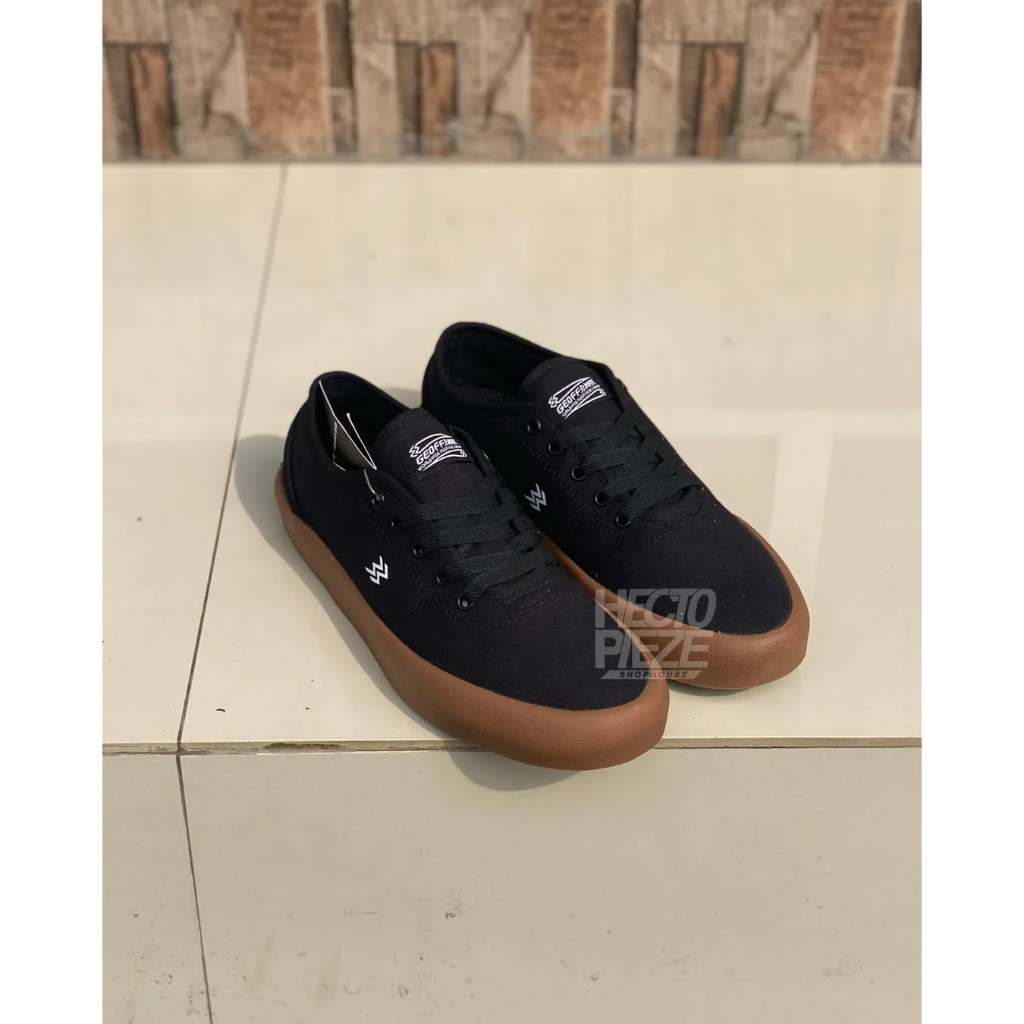 Geoff Max - Ethan Black Gum | Sepatu Sneakers / Sepatu Sekolah