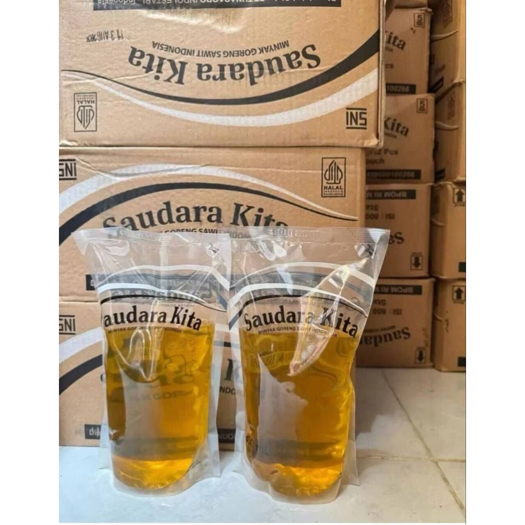 MINYAK GORENG MINYAK KITA KEMASAN 1 LITER , ORAKTIS ,HIGINIS DAN EKONOMIS