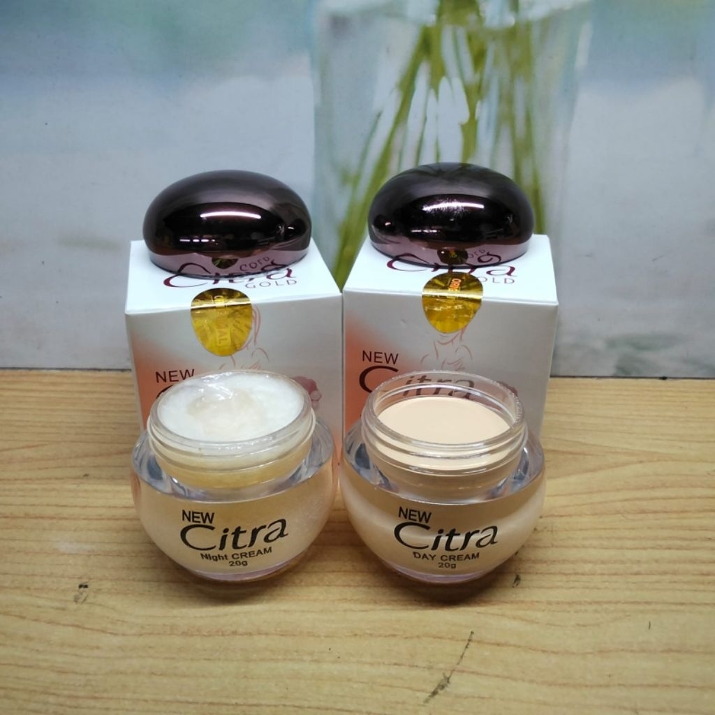 paket Citra Gold Cream Siang dan Malam 20gr - Pelembab Wajah dengan Bubuk Mutiara Cina, Perlindungan